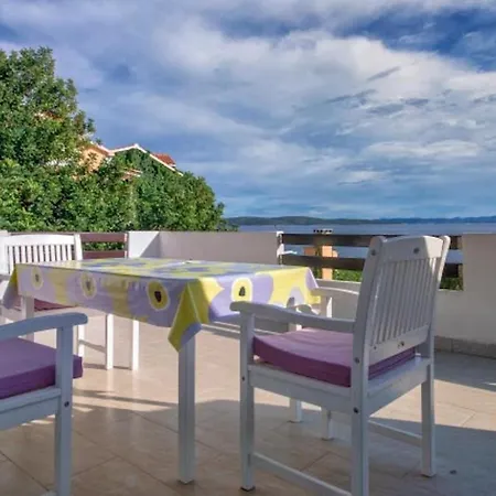 Apartment Marija Beach